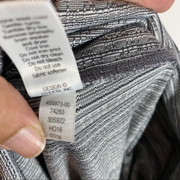 ATHLETA Chaturanga Jacquard‎ Tight Gray Size Small - Picture 11 of 11